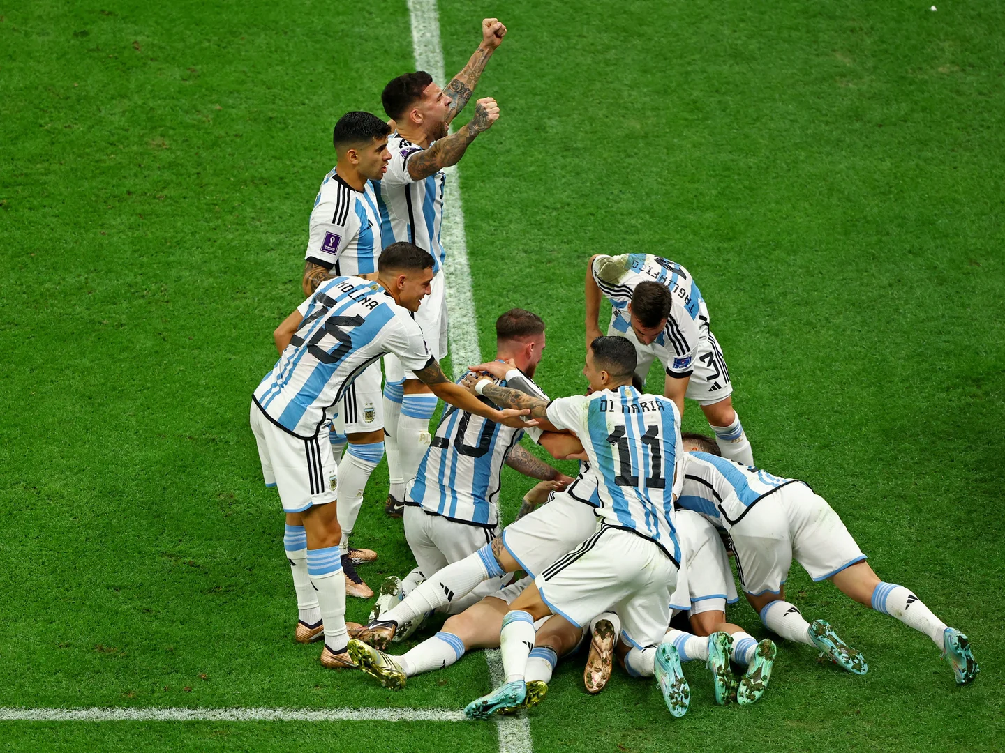 el momento del festejo final en la copa del mundo