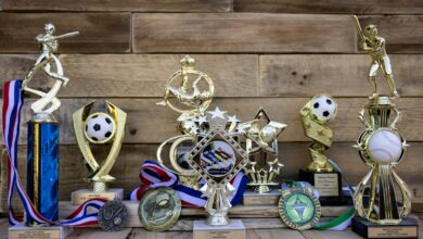 Medallas y trofeos deportivos