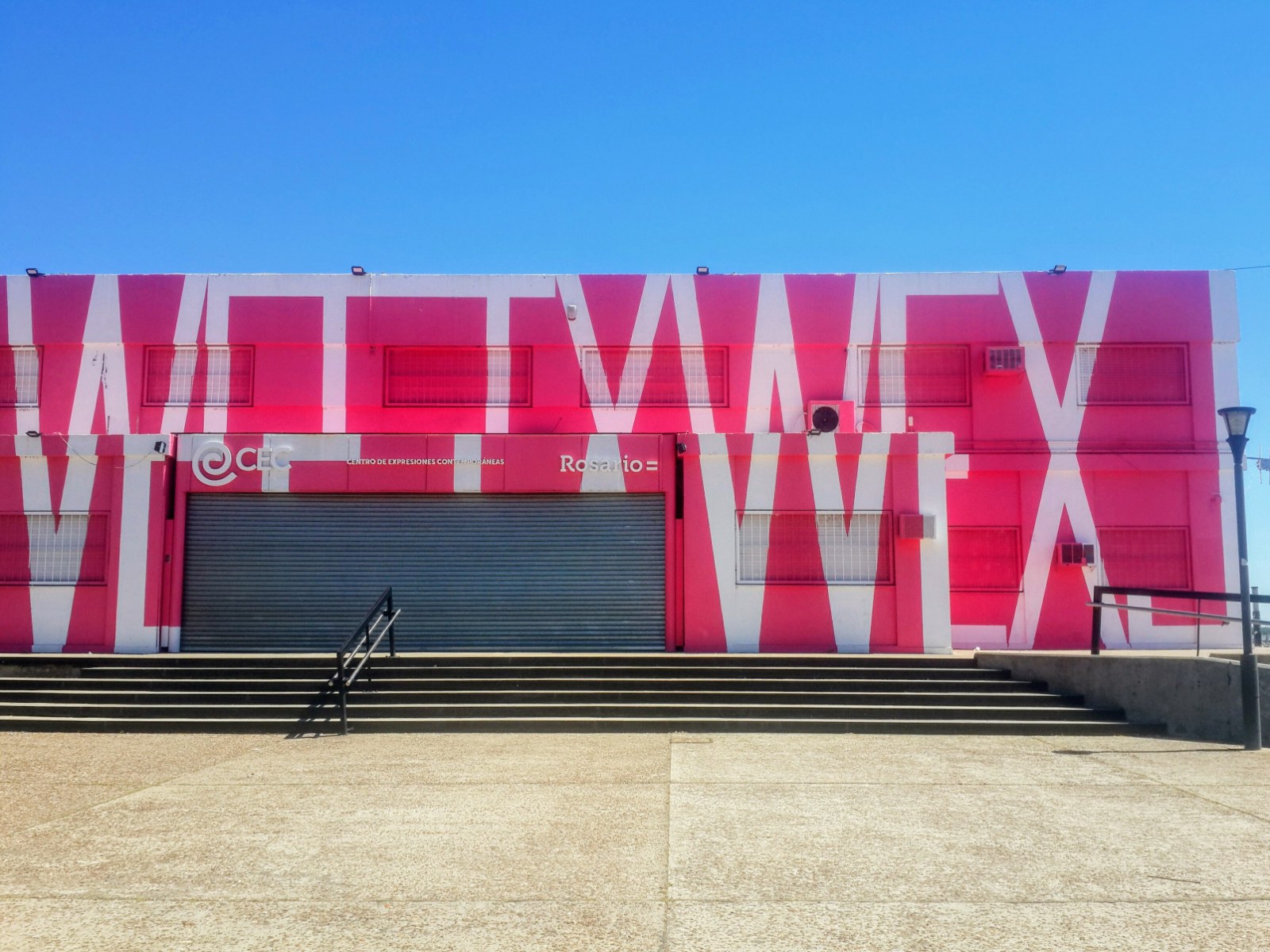 Fachada del Centro de Expresiones Contemporáneas (CEC) de Rosario