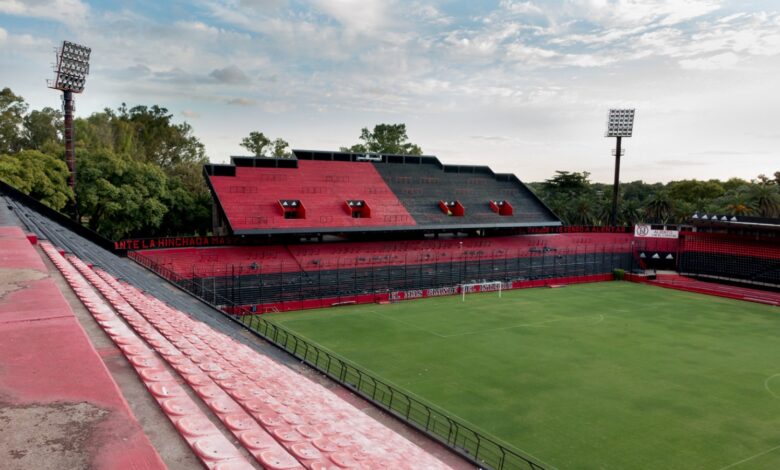 Tribunas del estadio Coloso Marcelo Bielsa de Newell's, en el Parque de la Independencia