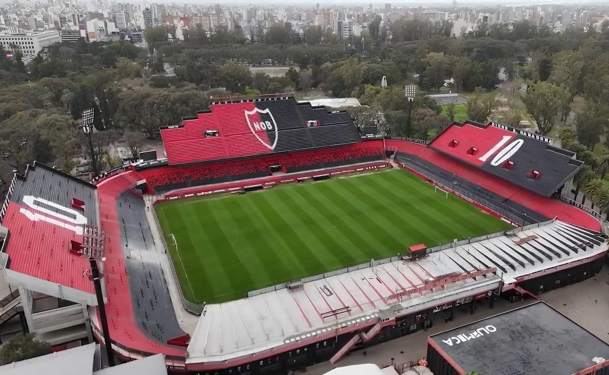 Vista aérea del estadio Coloso Marcelo Bielsa de Newell's Old Boys en el Parque Independencia de Rosario