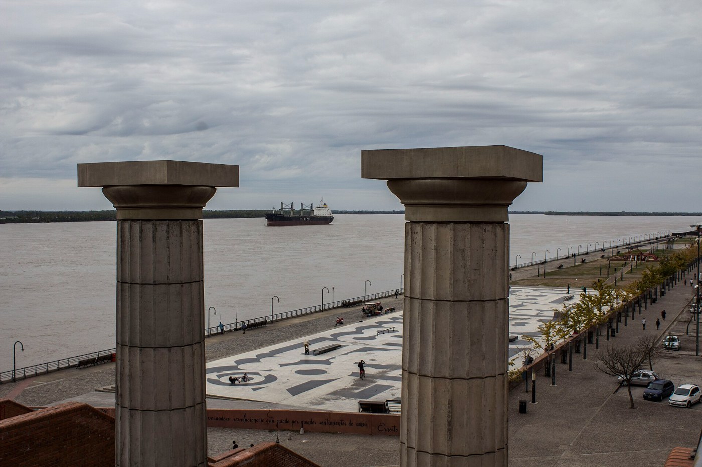 Costanera de Rosario frente al río Paraná