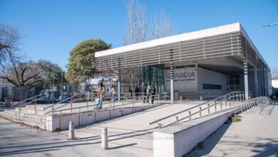Centro Municipal de Distrito en Rosario, cerrado al público durante el feriado