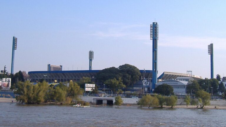 Estadio Gigante de Arroyito de Rosario Central visto desde el río Paraná
