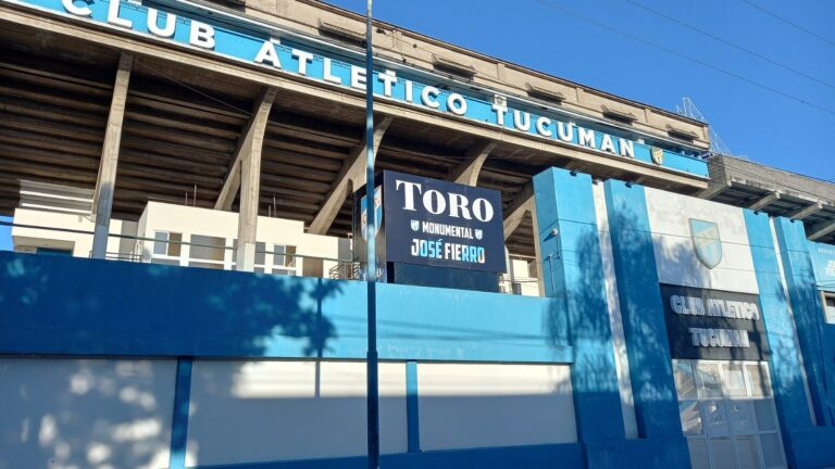 Fachada del estadio Monumental José Fierro de Atlético Tucumán, donde juega Rosario Central