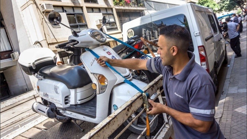 Operativo municipal de control de motos en Rosario