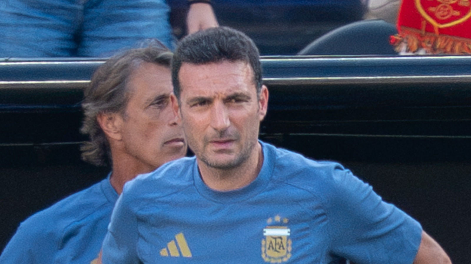 Lionel Scaloni, entrenador de la Selección Argentina, con la camiseta del equipo durante la final del Mundial 2026