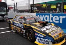 Auto de Turismo Carretera en boxes, la categoría que vuelve al autódromo de Rosario